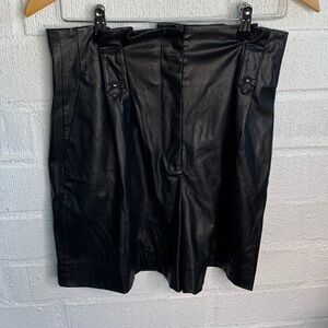 Zara Faux Leather Black High Wast Paperbag Shorts sz S
